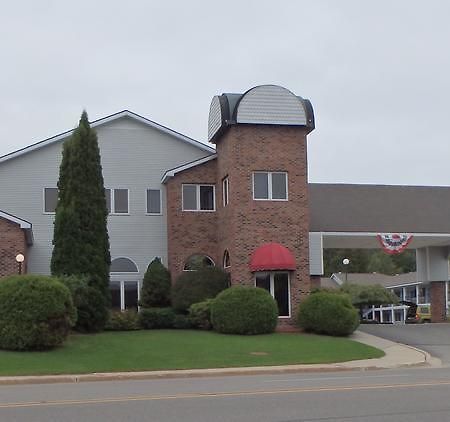 Americas Best Value Inn St. Ignace Exterior foto