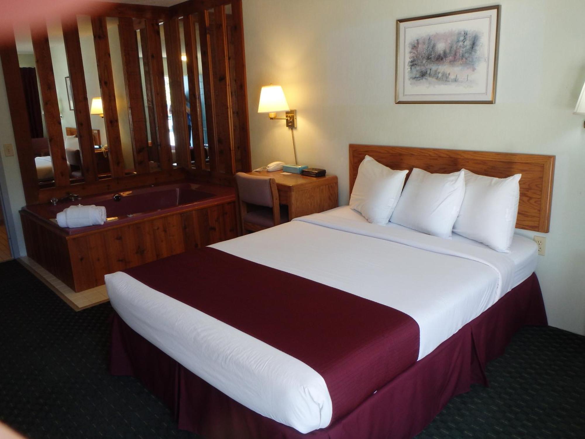 Americas Best Value Inn St. Ignace Zimmer foto