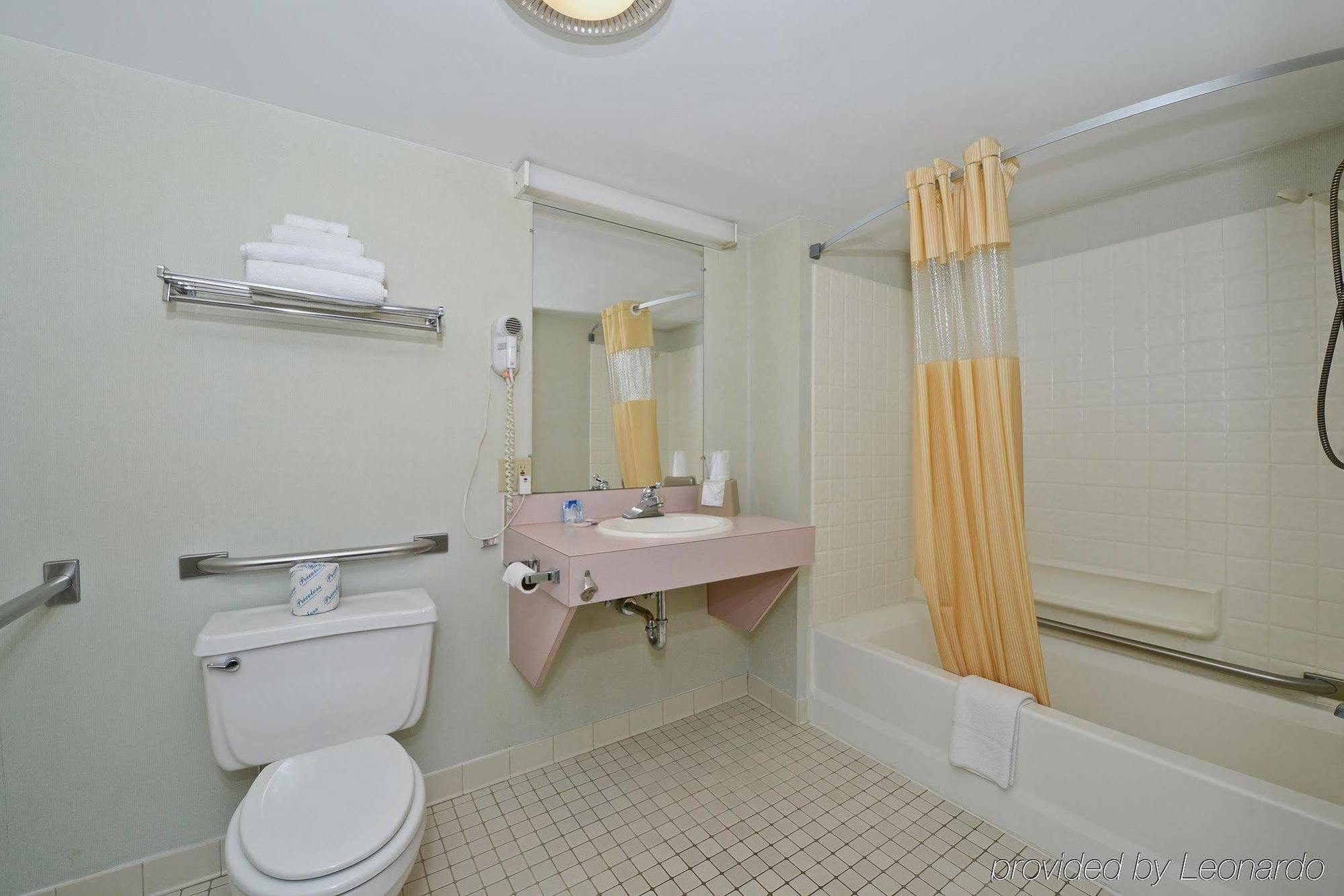 Americas Best Value Inn St. Ignace Einrichtungen foto
